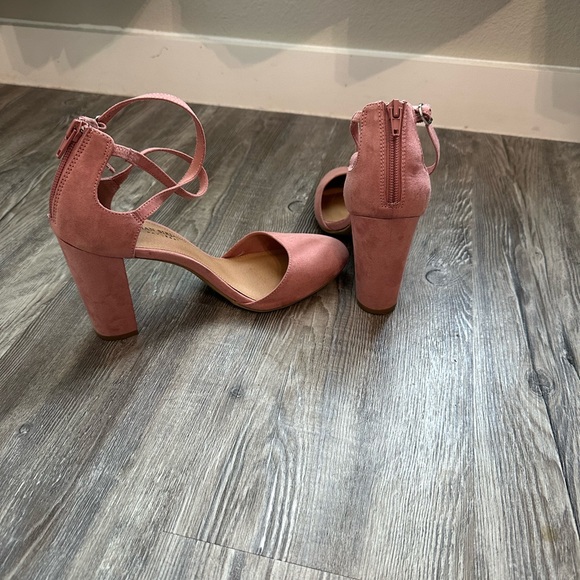 Pink chunky heels - Picture 3 of 3